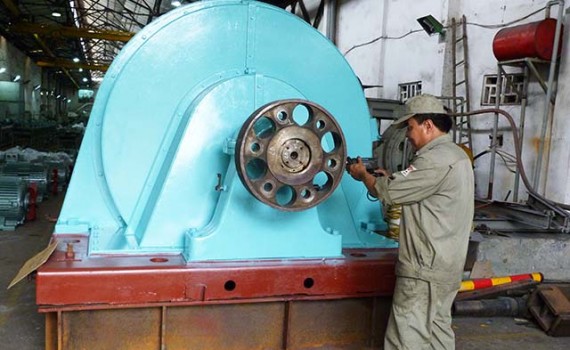 Sửa chữa máy phát điện 1800kW cho Nhà máy thủy điện